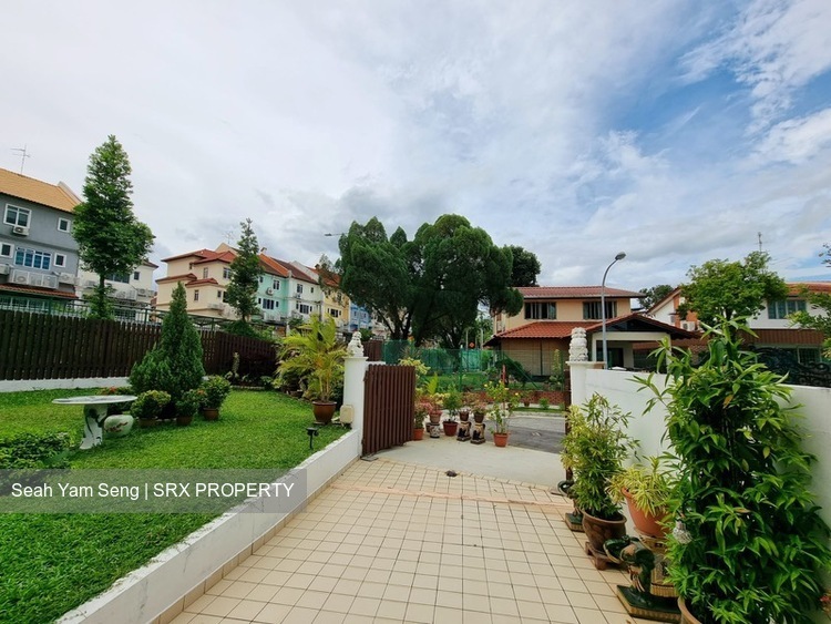Bukit Loyang Estate (D17), Semi-Detached #428935121